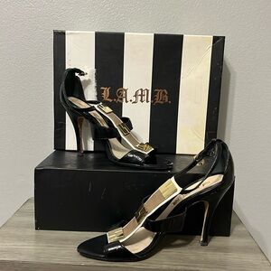 LAMB patent leather sandals. Great pre-owned condition. Size 8M.